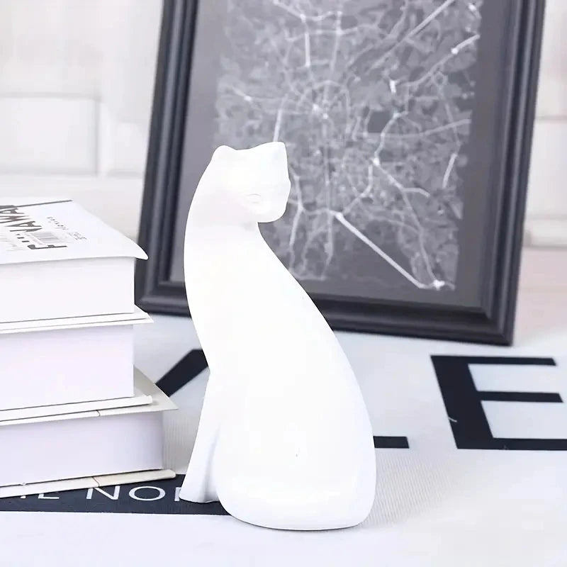 Minimalist Resin Feline Statues