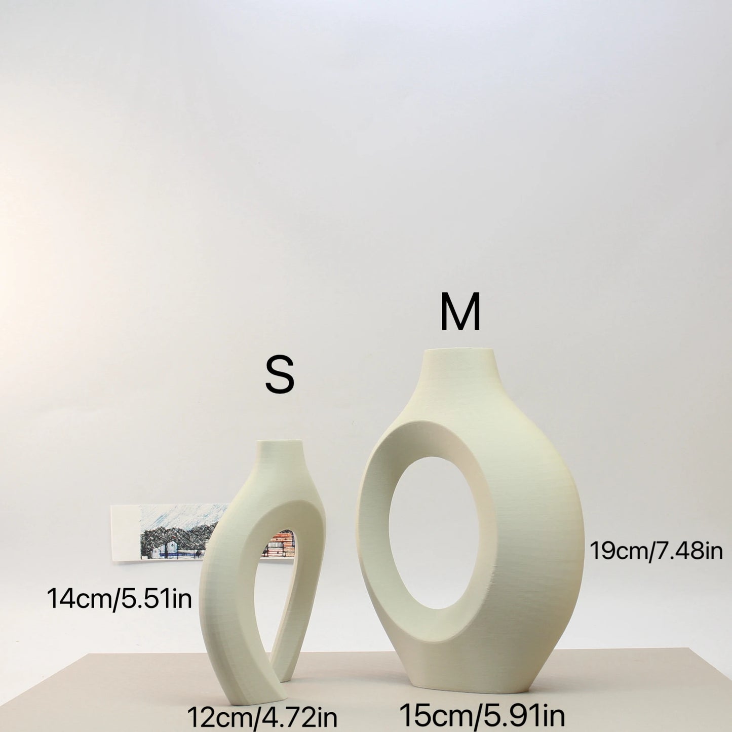 Dynamic Hugging Vase Set