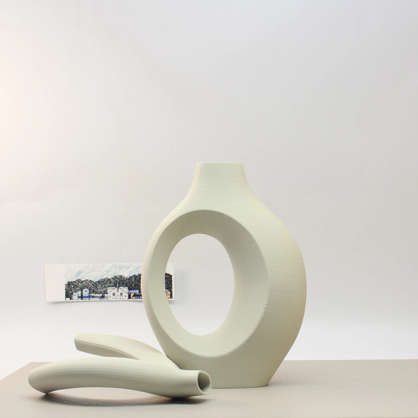 Dynamic Hugging Vase Set
